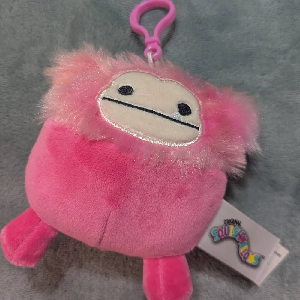 Australian Caparinne  big foot squishmallow clip
